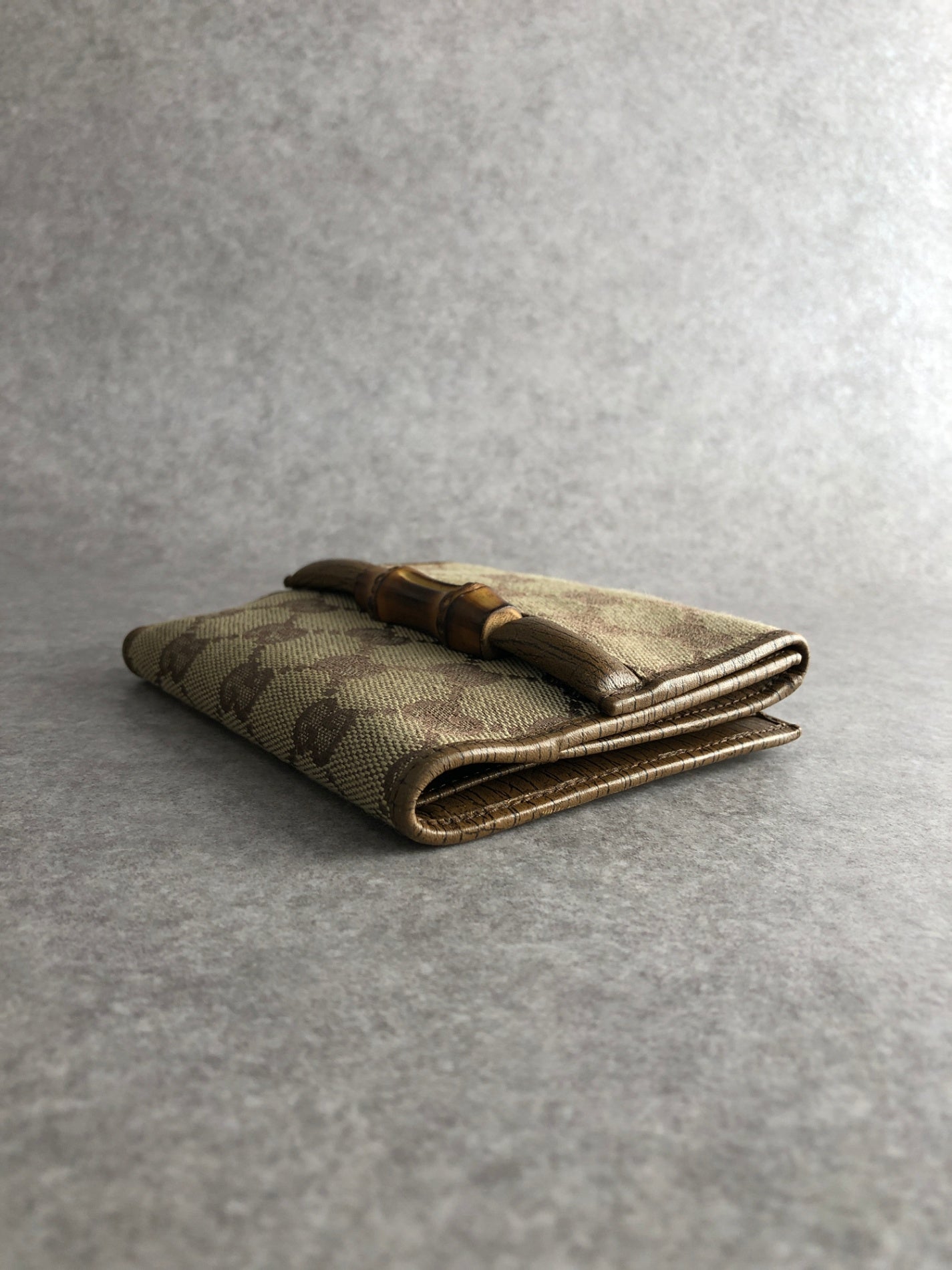 GUCCI Bamboo GG Canvas Folded Wallet Brown Vintage nex8st