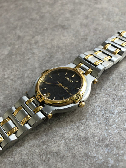 GUCCI Logo Quartz Watch Silver×Gold 9000M Vintage kfni2y