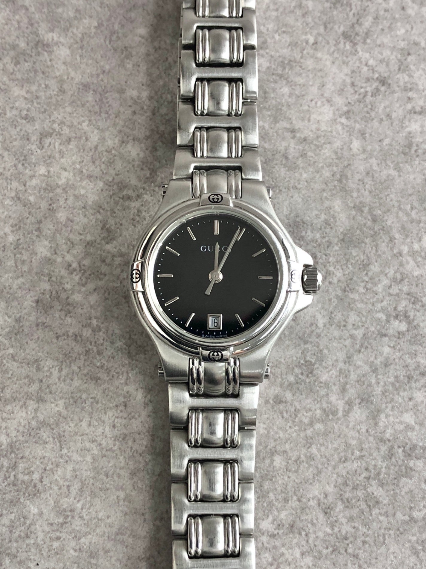 GUCCI Logo Quartz Watch Silver 9040L Vintage mgafij