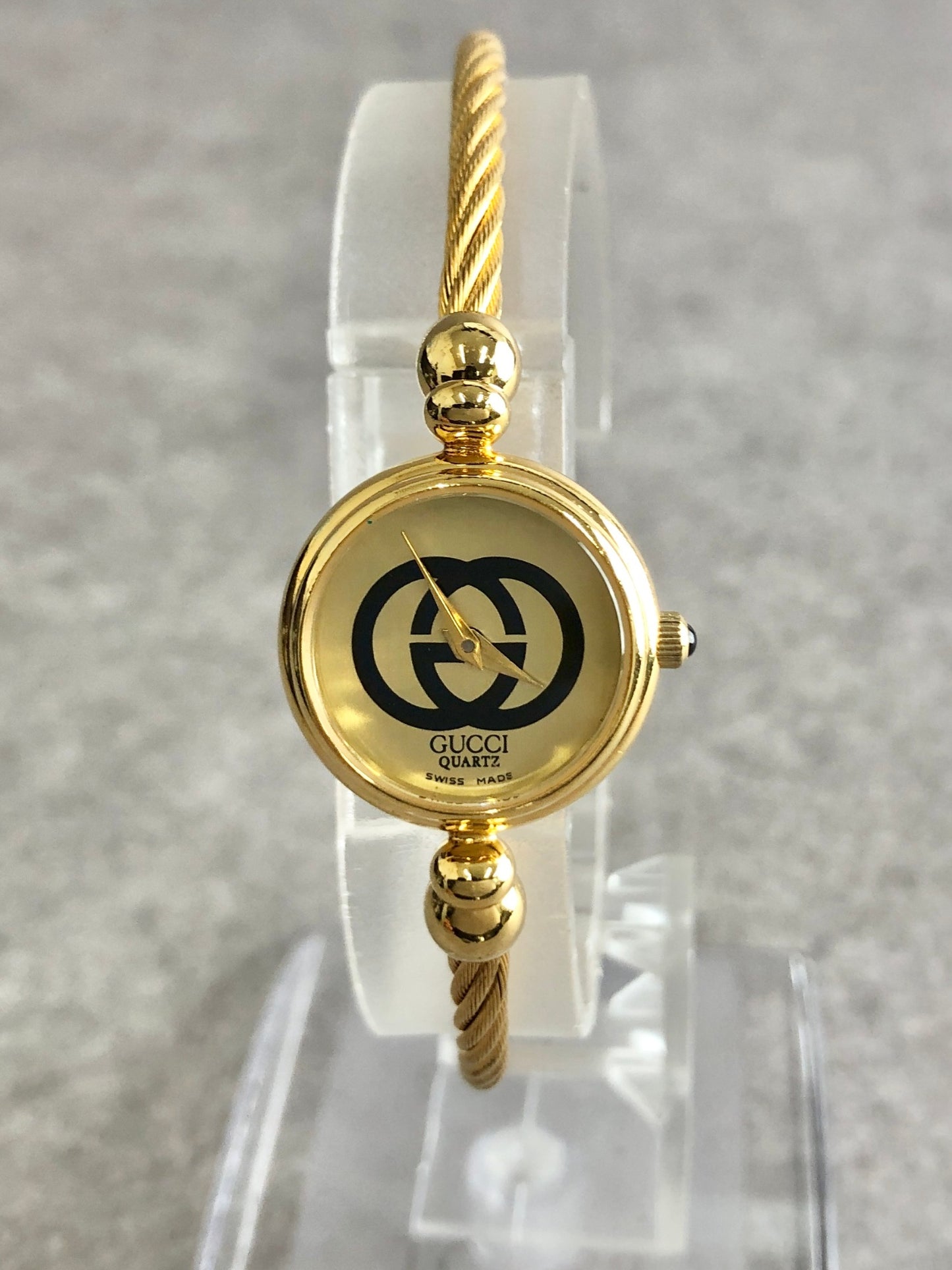GUCCI GG Motif Bangle Watch Gold 2047L Vintage v5yfg7
