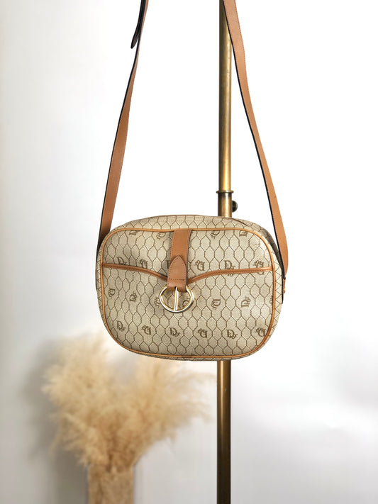 Christian Dior Honeycomb Pattern Round Shoulder bag Beige Vintage rd2a45