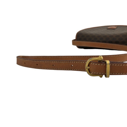 CELINE Macadam Blason Round Shoulder bag Brown Vintage afajii