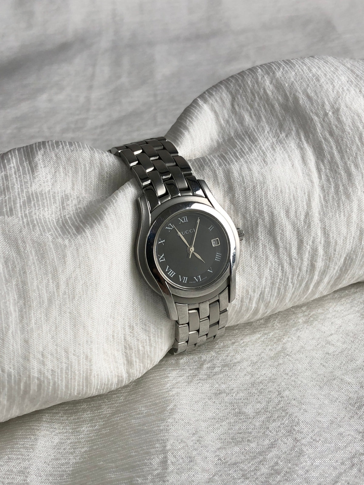 GUCCI Logo Quartz Watch Silver 5500L Vintage wbu438