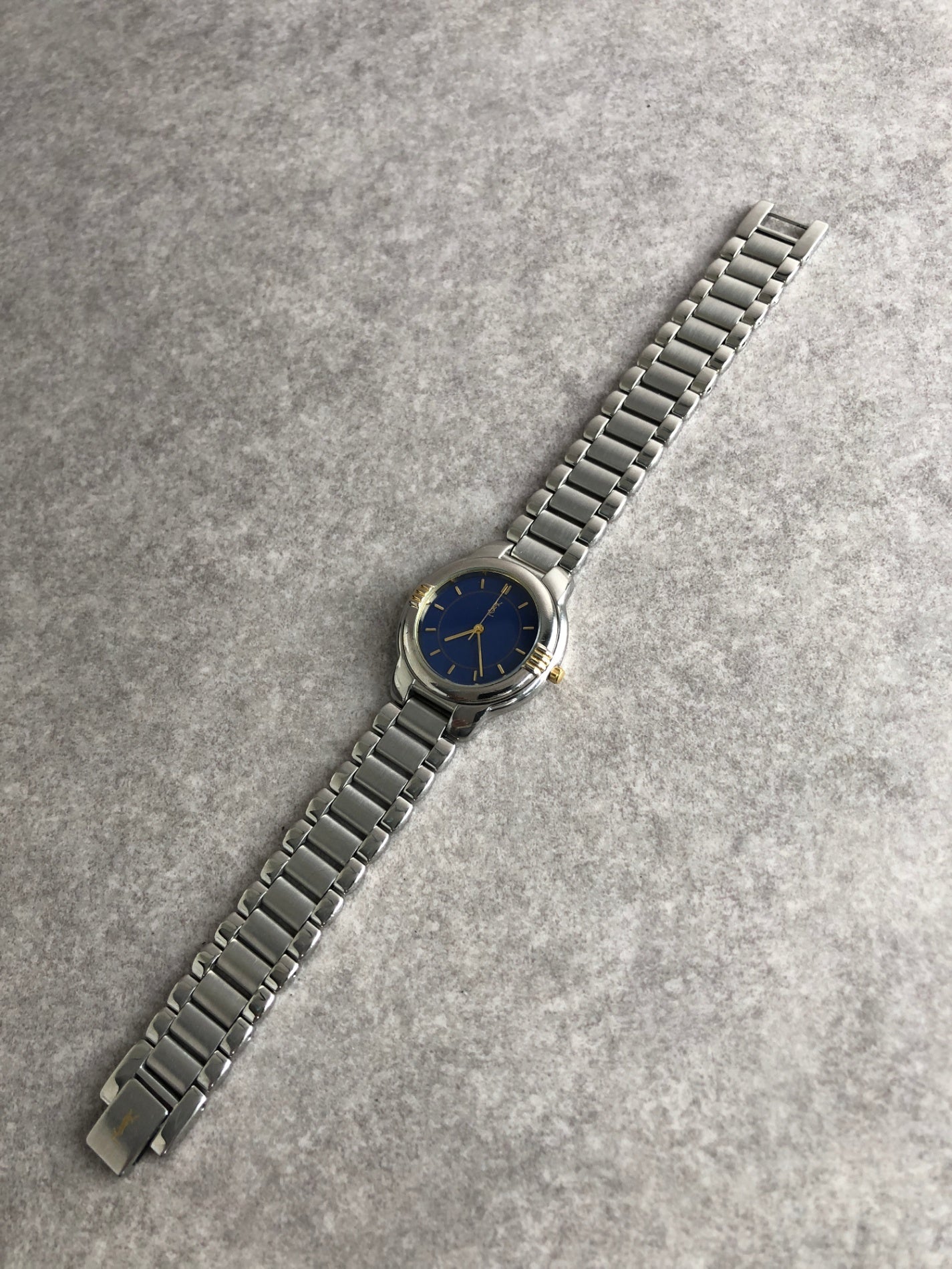 Yves Saint Laurent YSL Logo Quartz Watch Silver×Blue 6031-G11246 Vintage rcren6