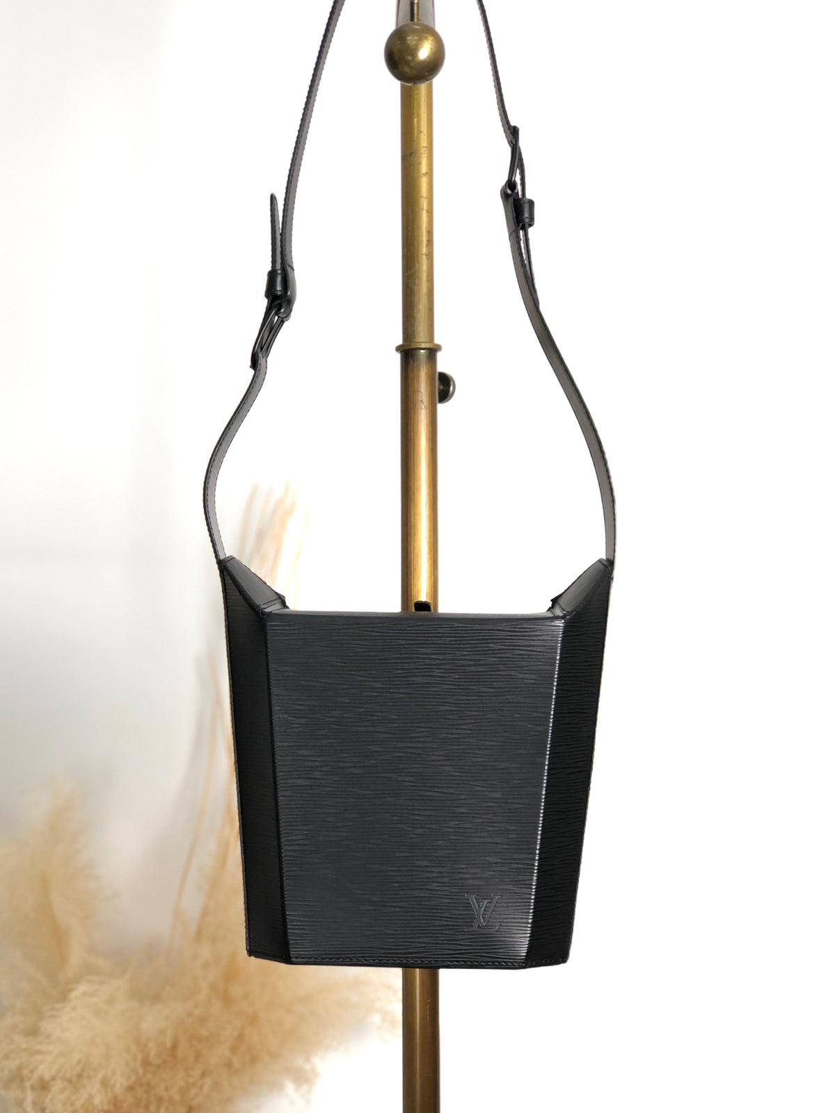 LOUIS VUITTON Epi Shoulder bag Black M80161 Vintage 83uzxd
