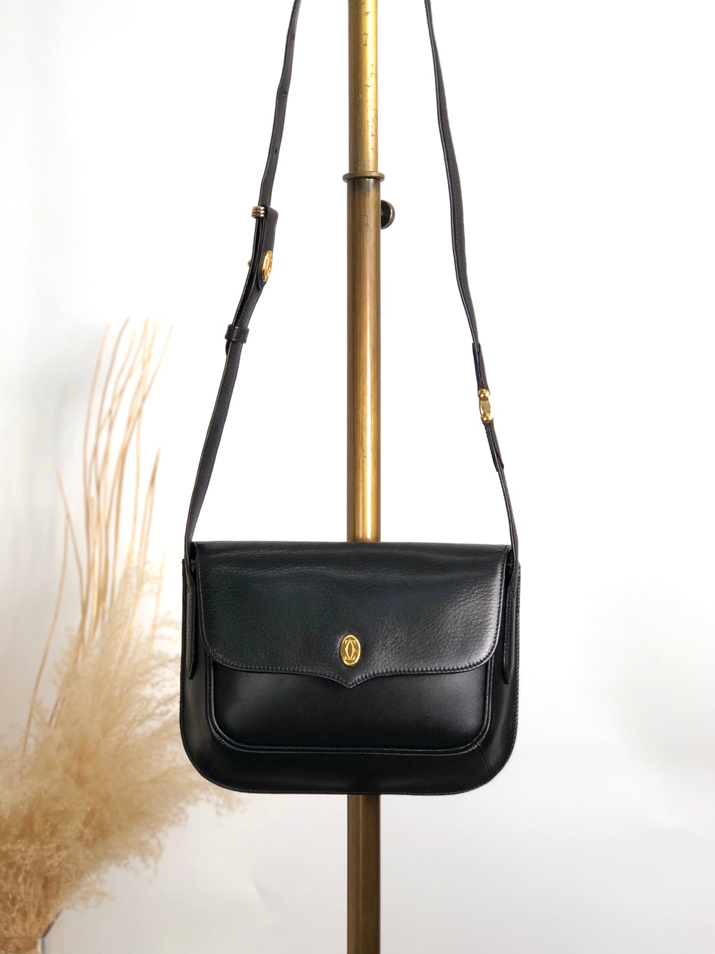 Cartier Logo Trinity Shoulder bag Black Vintage j72pji