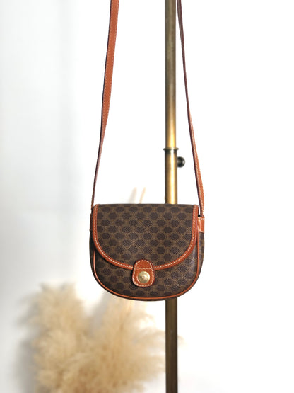 CELINE Macadam Triomphe Shoulder bag Brown Vintage eckras