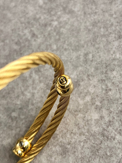 GUCCI Logo Bangle Quartz Watch Gold×Black 2700.2.L Vintage sjrskg