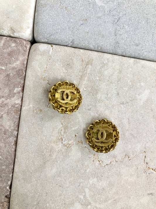 CHANEL Coco Mark Earrings Gold Vintage vbp2ux