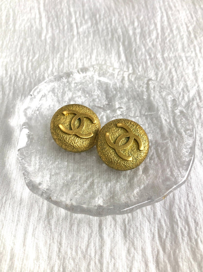 CHANEL Coco Mark Earrings Gold Vintage uuxf7n