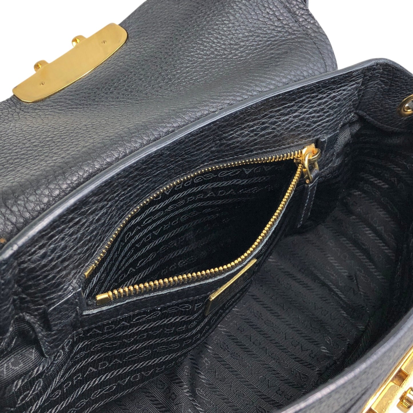 PRADA Logo Lock Handbag Black Vintage 7dwdcx