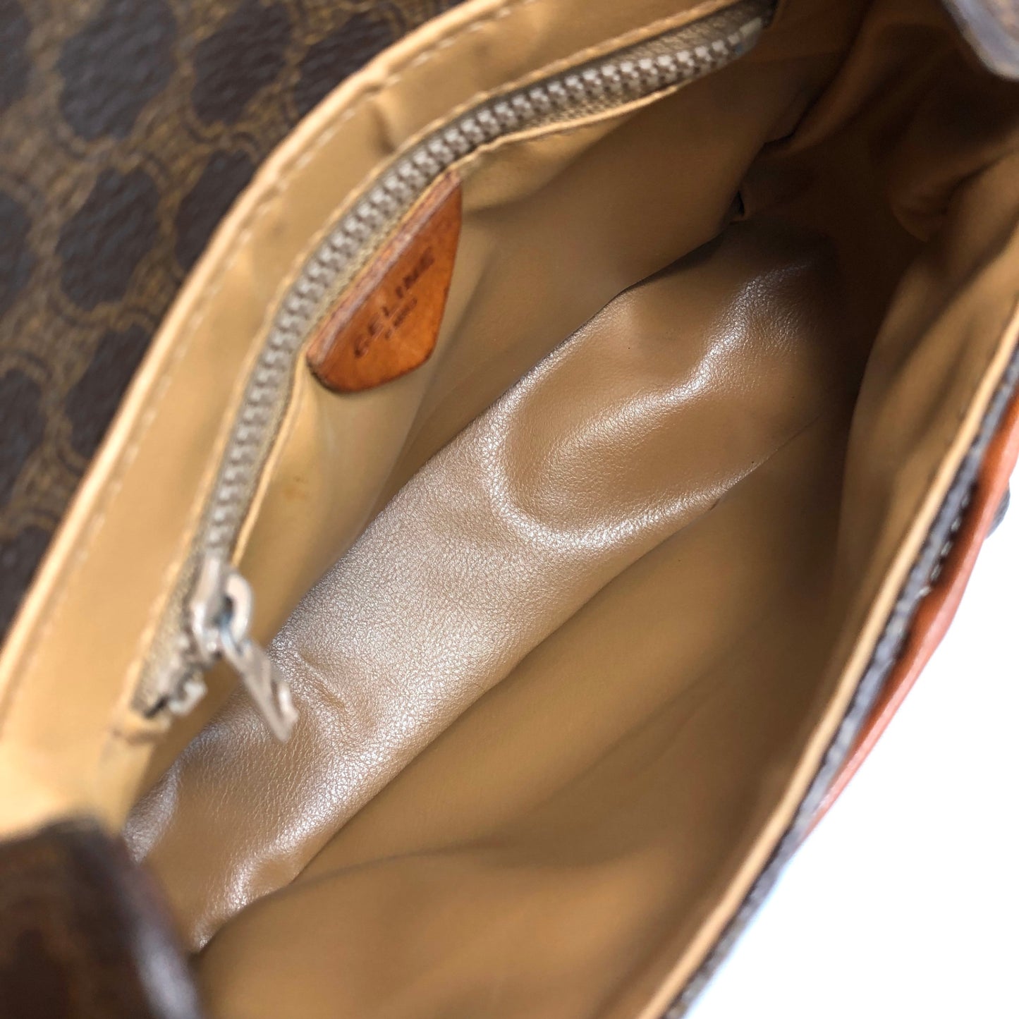 CELINE Macadam Blason Front Buckle Shoulder bag Brown Vintage iv3thu