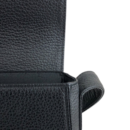 Yves Saint Laurent Logo  Shoulder bag Black Vintage ex2z8n