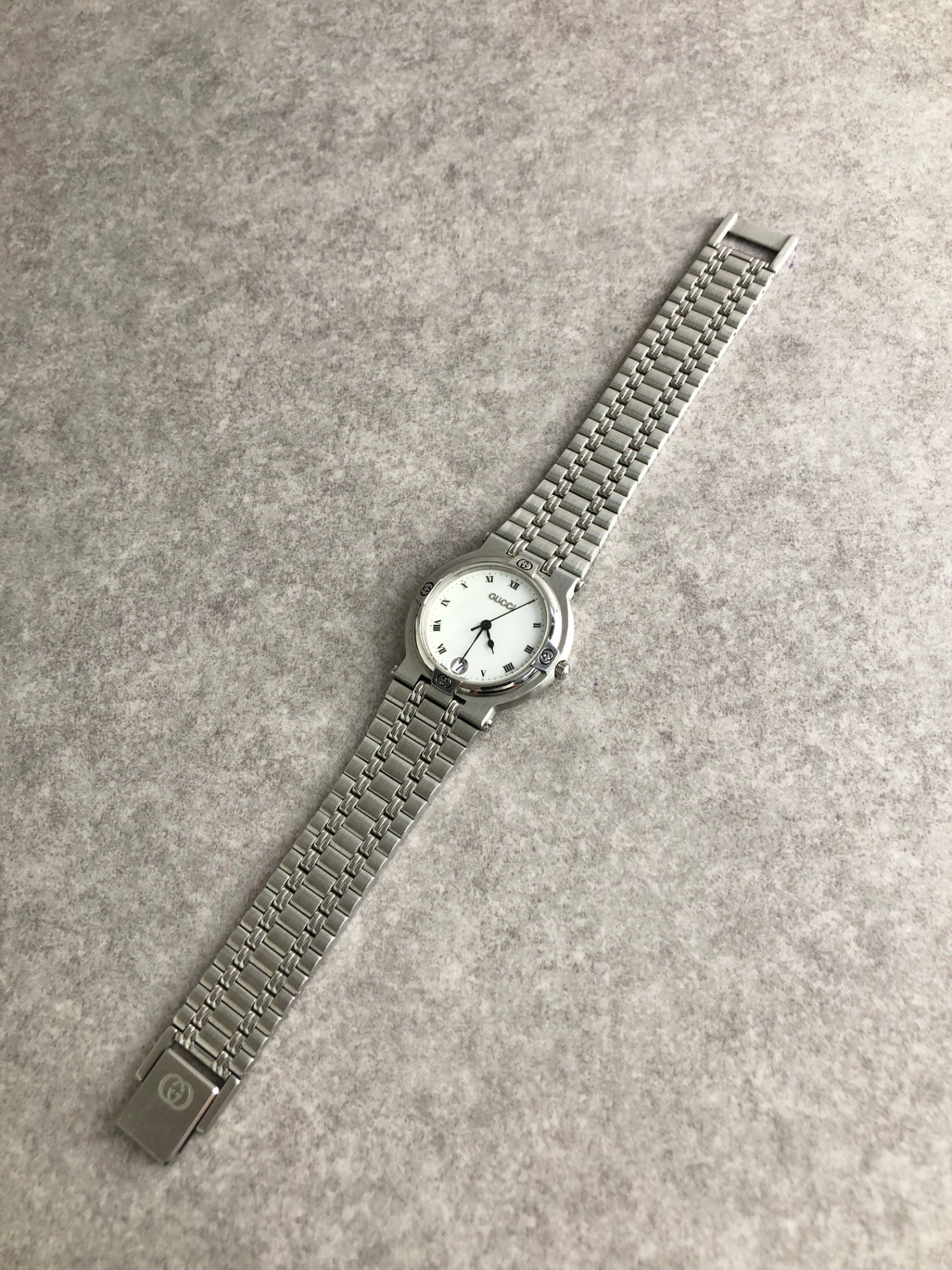 GUCCI Logo Quartz Watch Silver 9100M Vintage yxt2b6