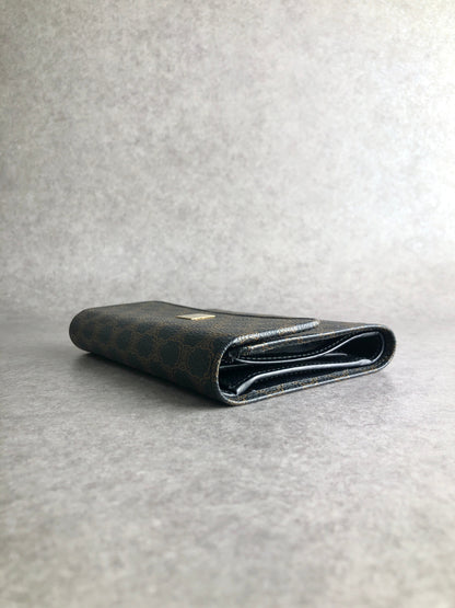 CELINE Macadam Trifold Wallet Black Vintage bybkp7
