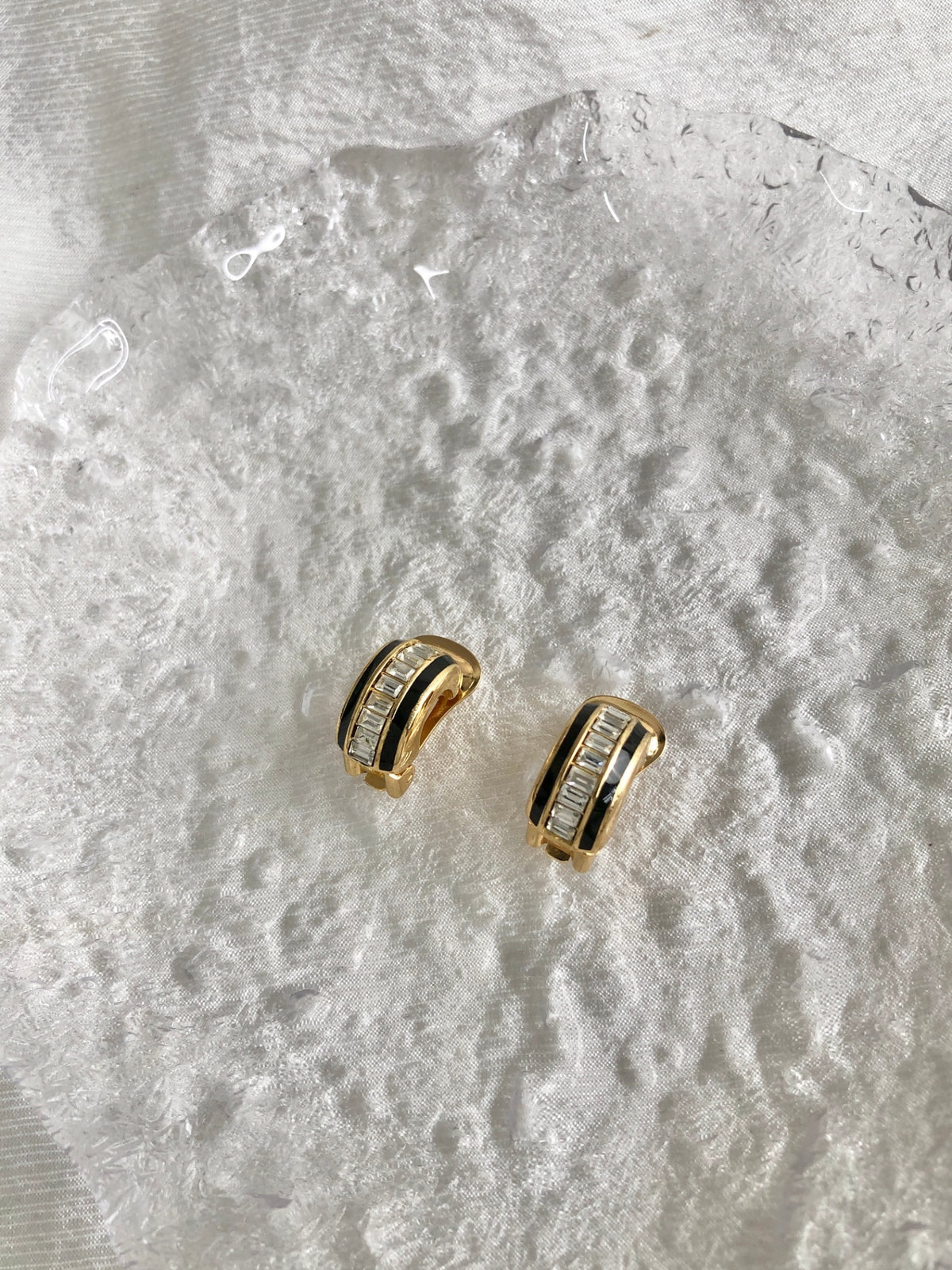 Christian Dior Rhinestone Earrings Gold×Black Vintage puchn3