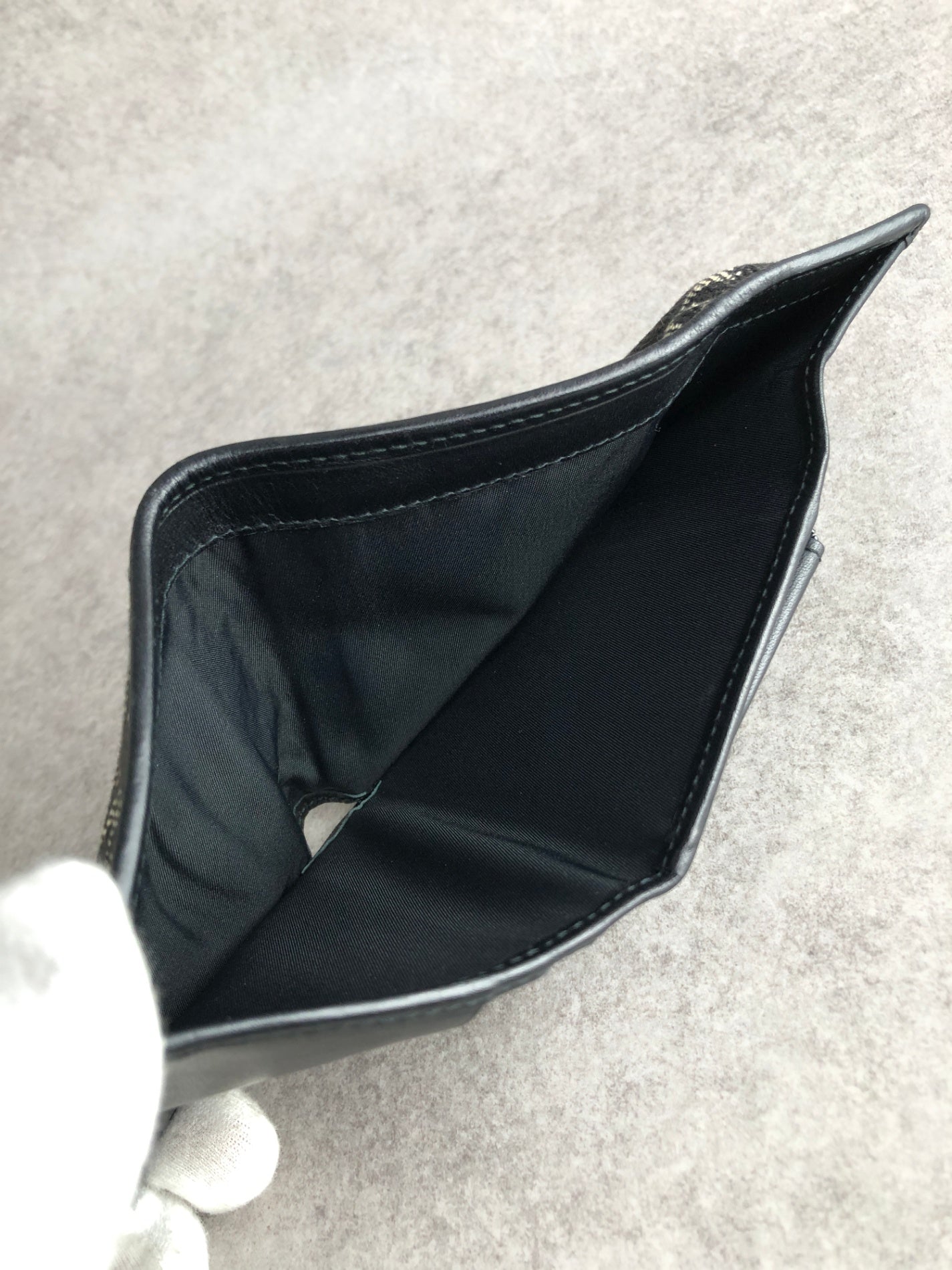 Christian Dior Trotter Trifold Wallet Black MC0073 Vintage gyargz