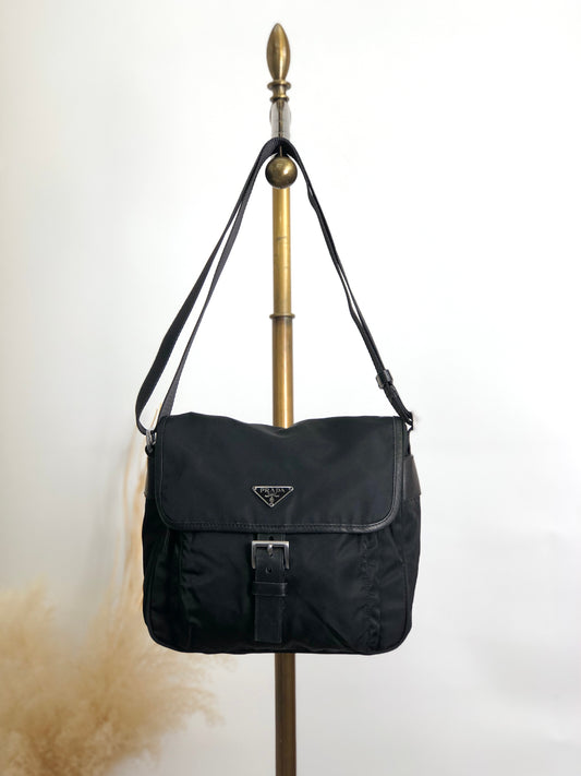 PRADA Triangle Logo Front Buckle Shoulder bag Black Vintage 5spz5k