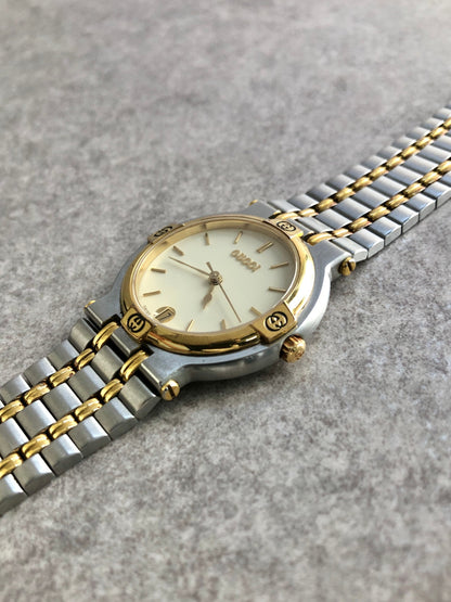 GUCCI Logo Watch Silver×Gold 9000M Vintage 2rigf4
