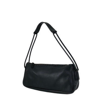 GUCCI Logo Embossed Shoulder bag Black Vintage zvzcf8