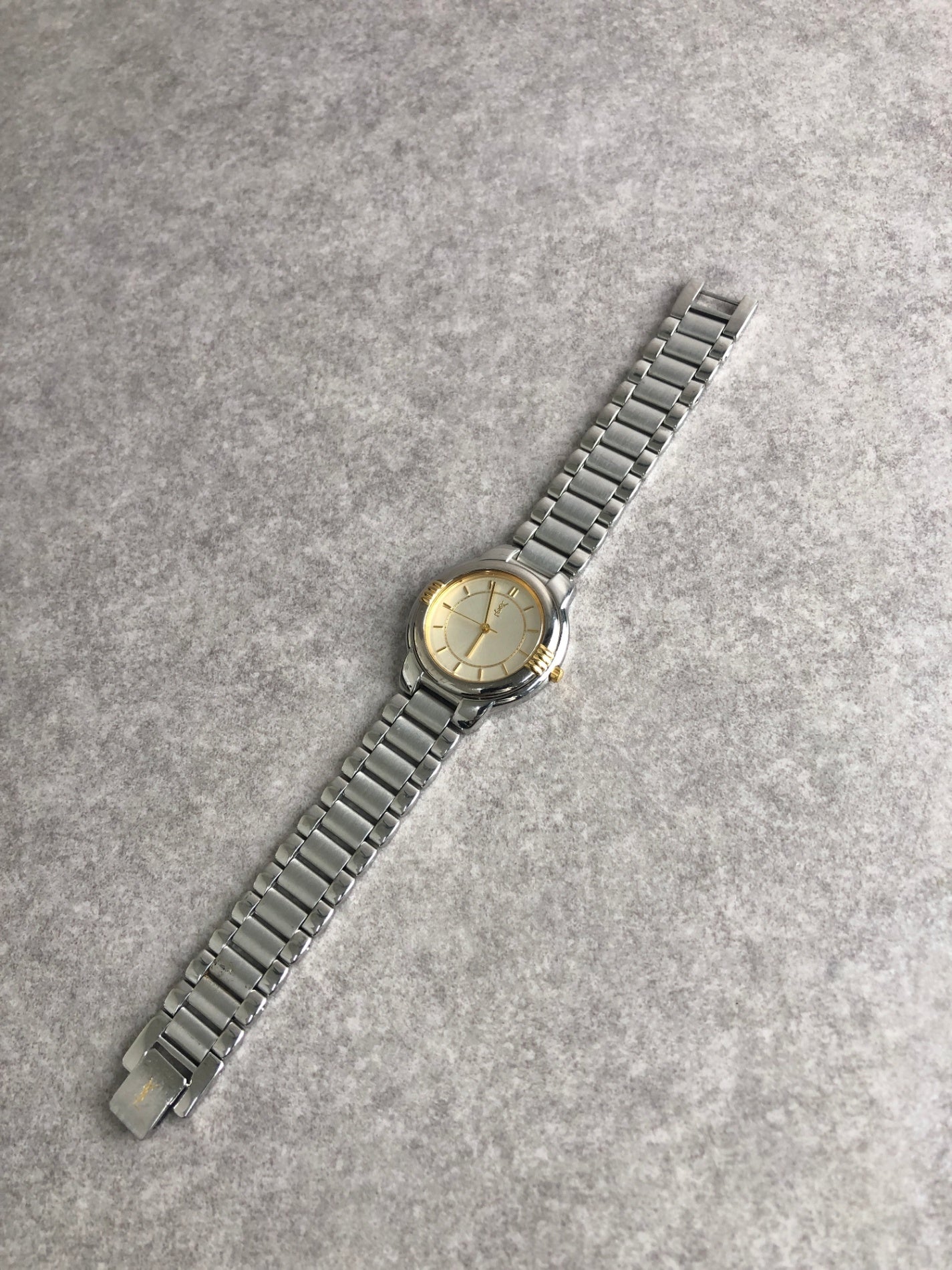 Yves Saint Laurent YSL Logo Watch Silver Vintage c6vtx8