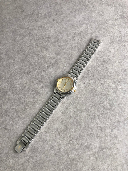 Yves Saint Laurent YSL Logo Watch Silver Vintage c6vtx8