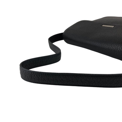 Yves Saint Laurent Logo Shoulder bag Black Vintage rpj32s