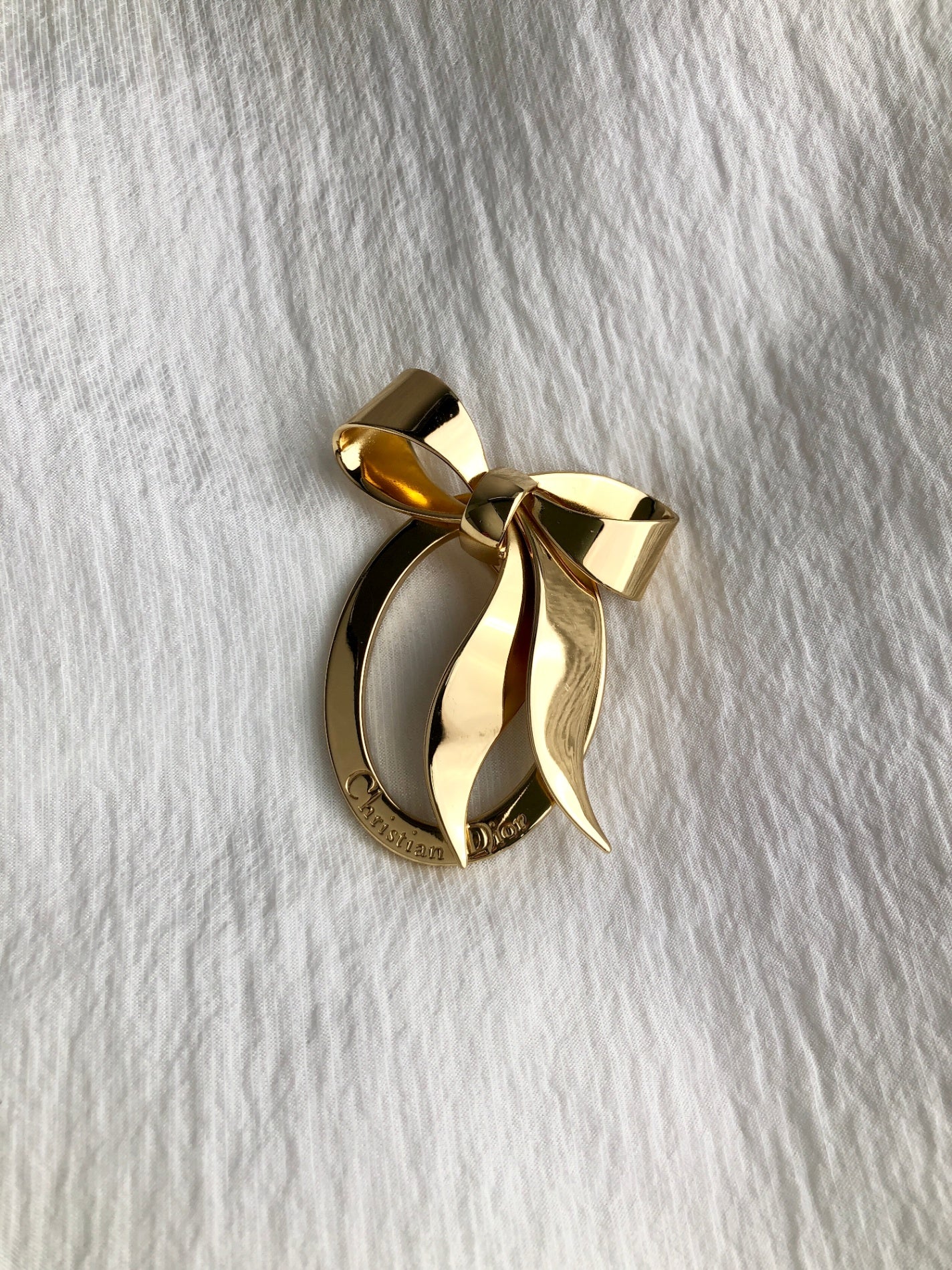 Christian Dior Logo Ribbon Motif Brooch Gold Vintage ep4fie