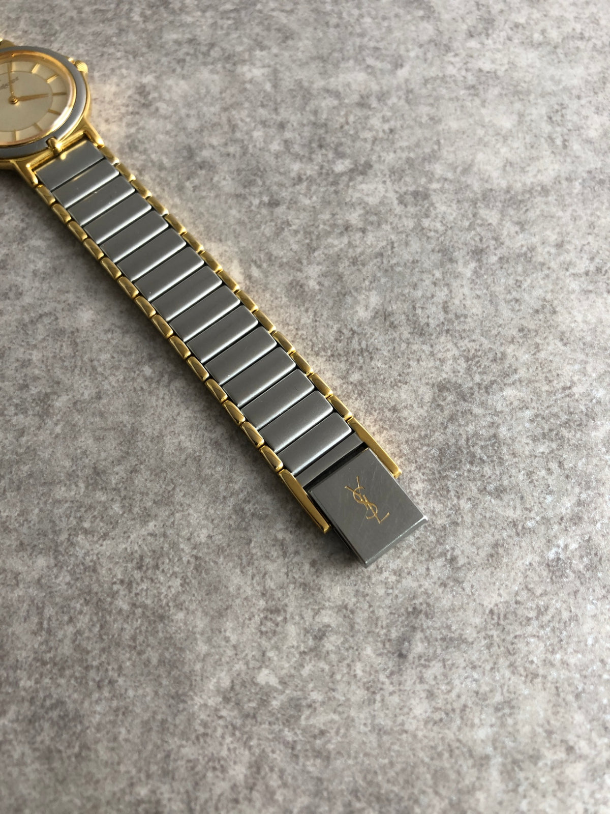 Yves Saint Laurent YSL Logo Quartz Watch Silver 2200-228481 TA Vintage yis3b6