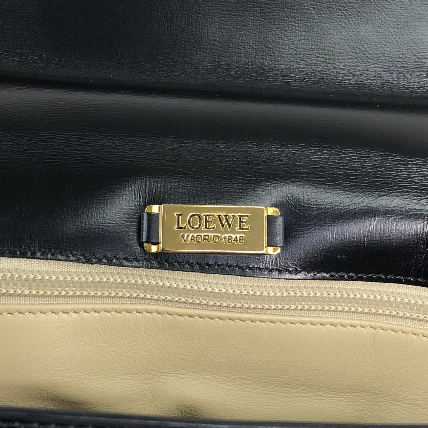 LOEWE Anagram Handbag Black Vintage c8uyvx