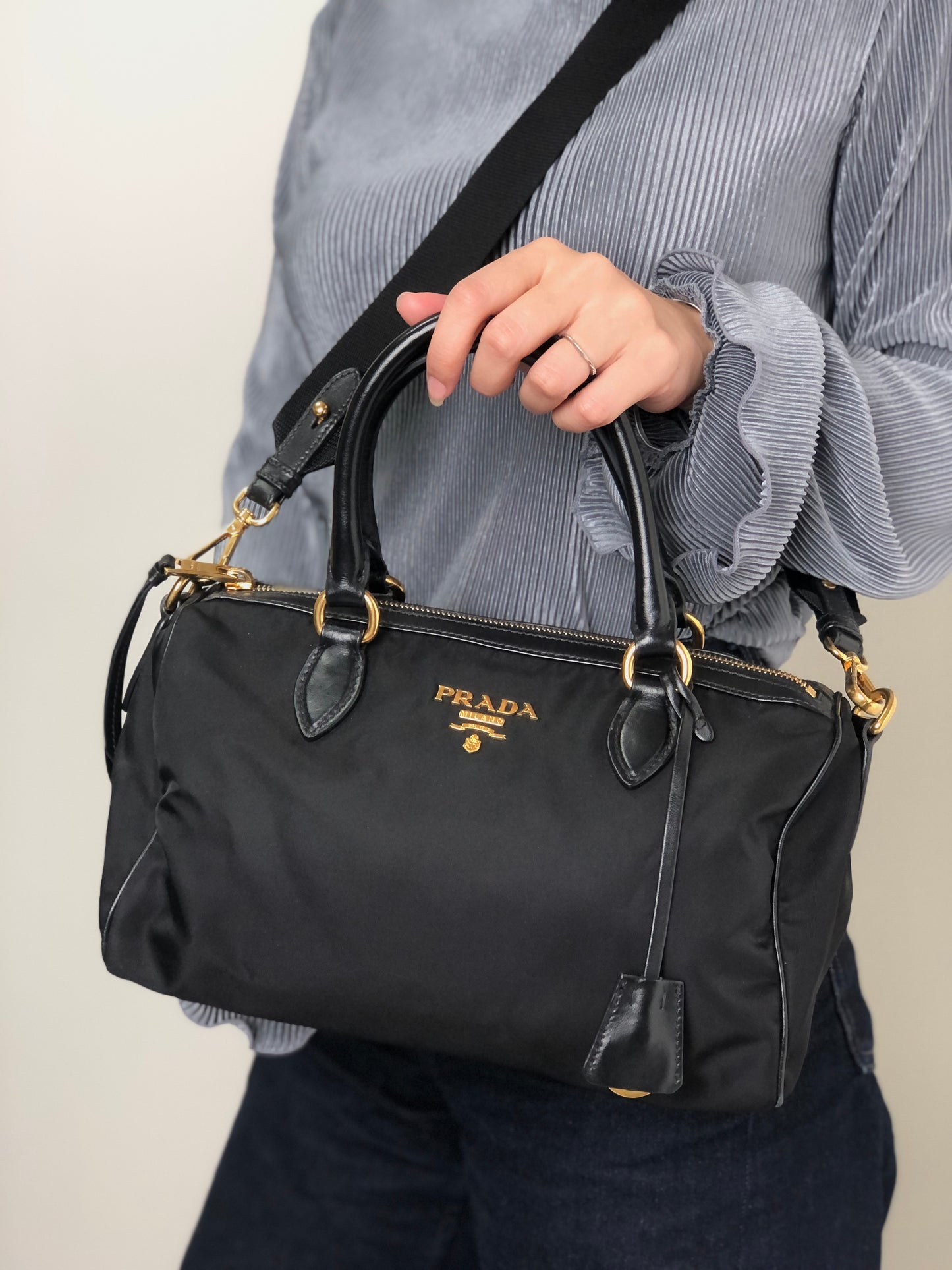 PRADA Logo Two-way Boston bag Shoulder bag Black Vintage 76zjdy