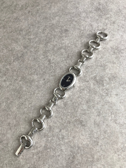 GUCCI Logo Watch Silver 118 Vintage ty8ida