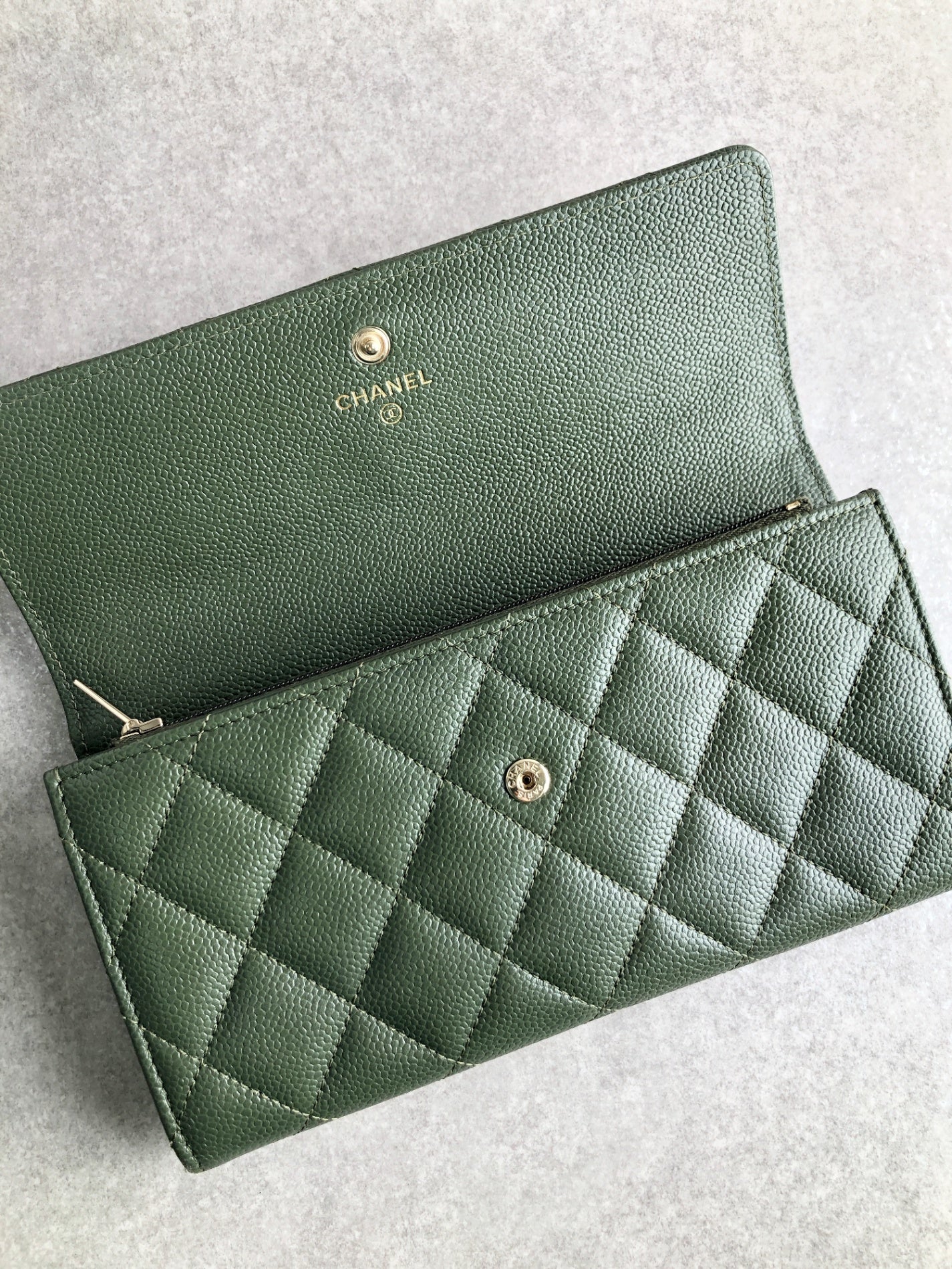 CHANEL Matelasse 長版錢包 卡其色 復古 mtrgcg