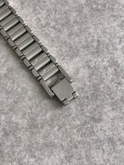 Yves Saint Laurent YSL Logo Quartz Watch Silver×Gold 5420-F45413 Vintage m3ywcg