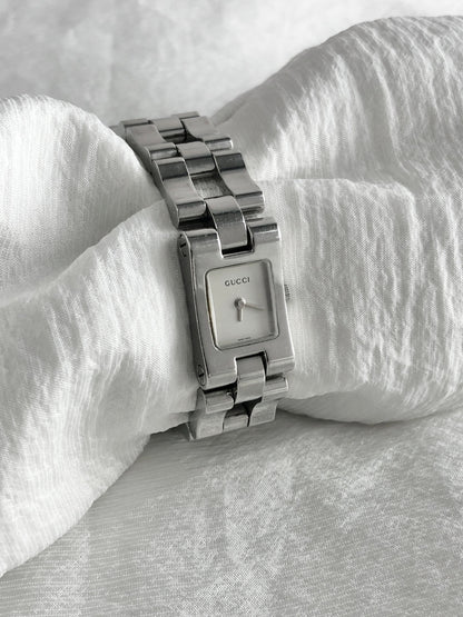 GUCCI Square Watch Silver 2305L Vintage 5db4xv