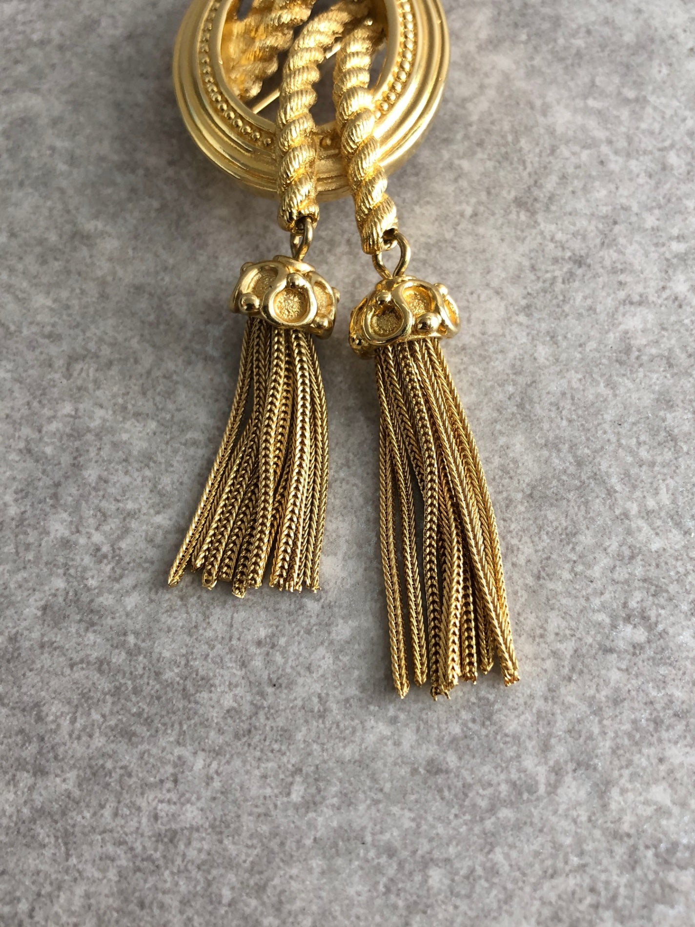 Christian Dior Tassel Brooch Gold Vintage t5dyy3