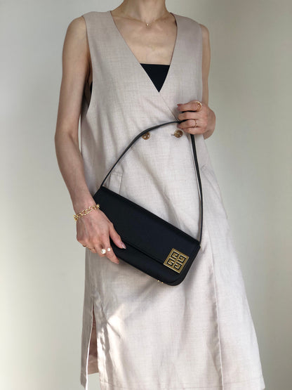 GIVENCHY Logo Small Handbag Black Vintage nkmrr6