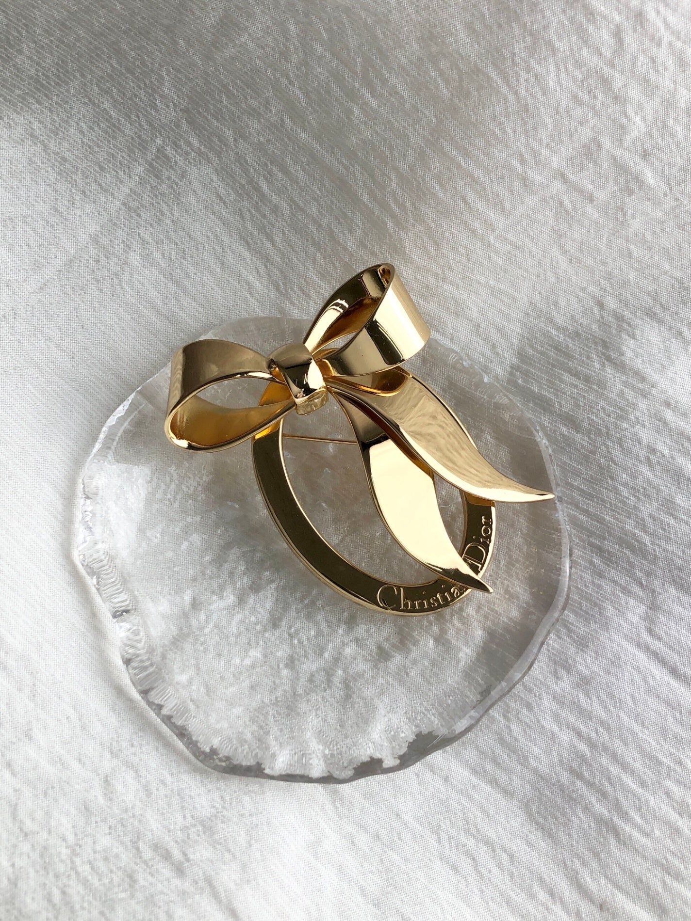 Christian Dior Ribbon Motif Brooch Gold Vintage 7ek6cc