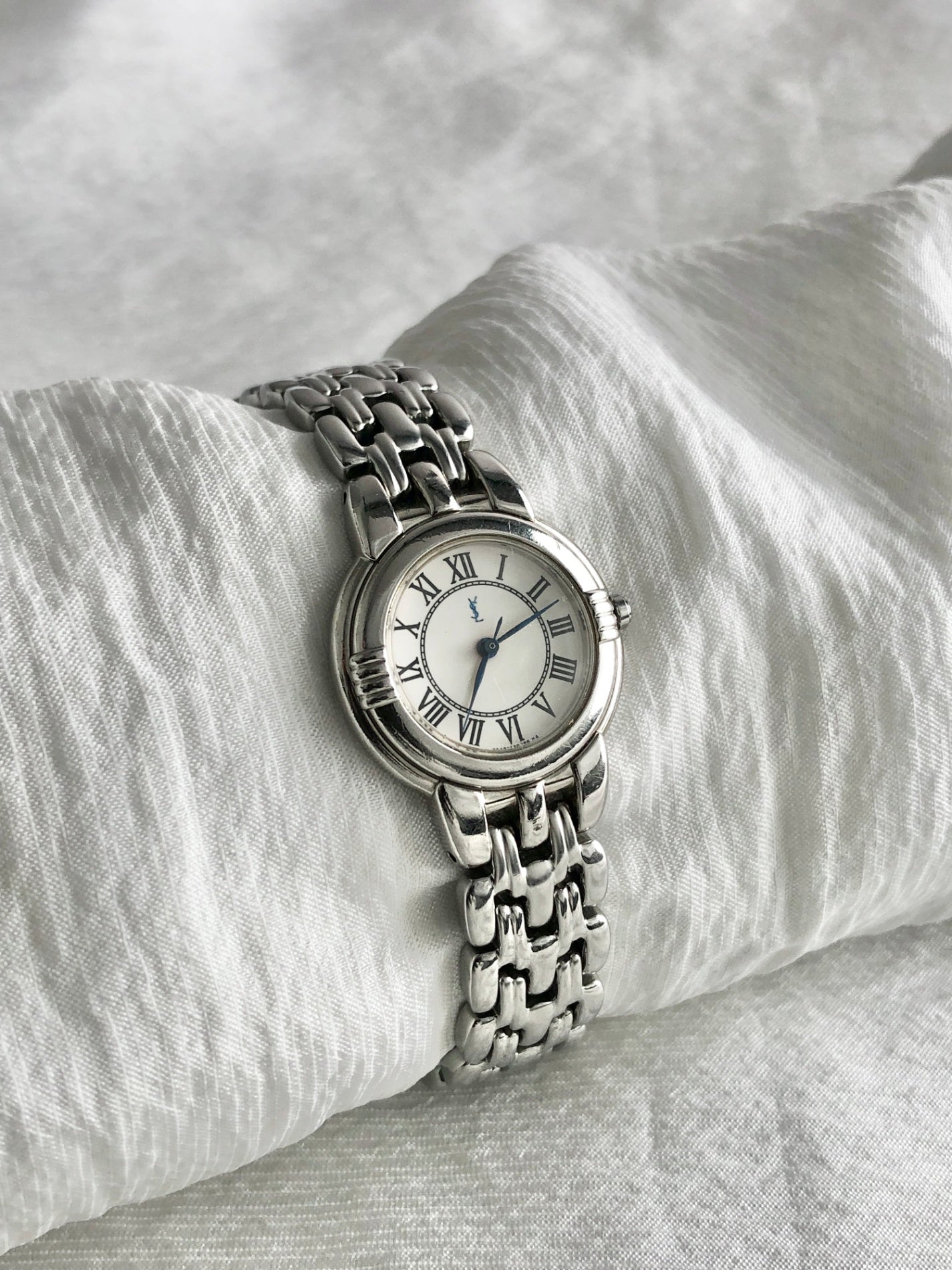 Vintage Yves Saint Laurent | VintageShop solo