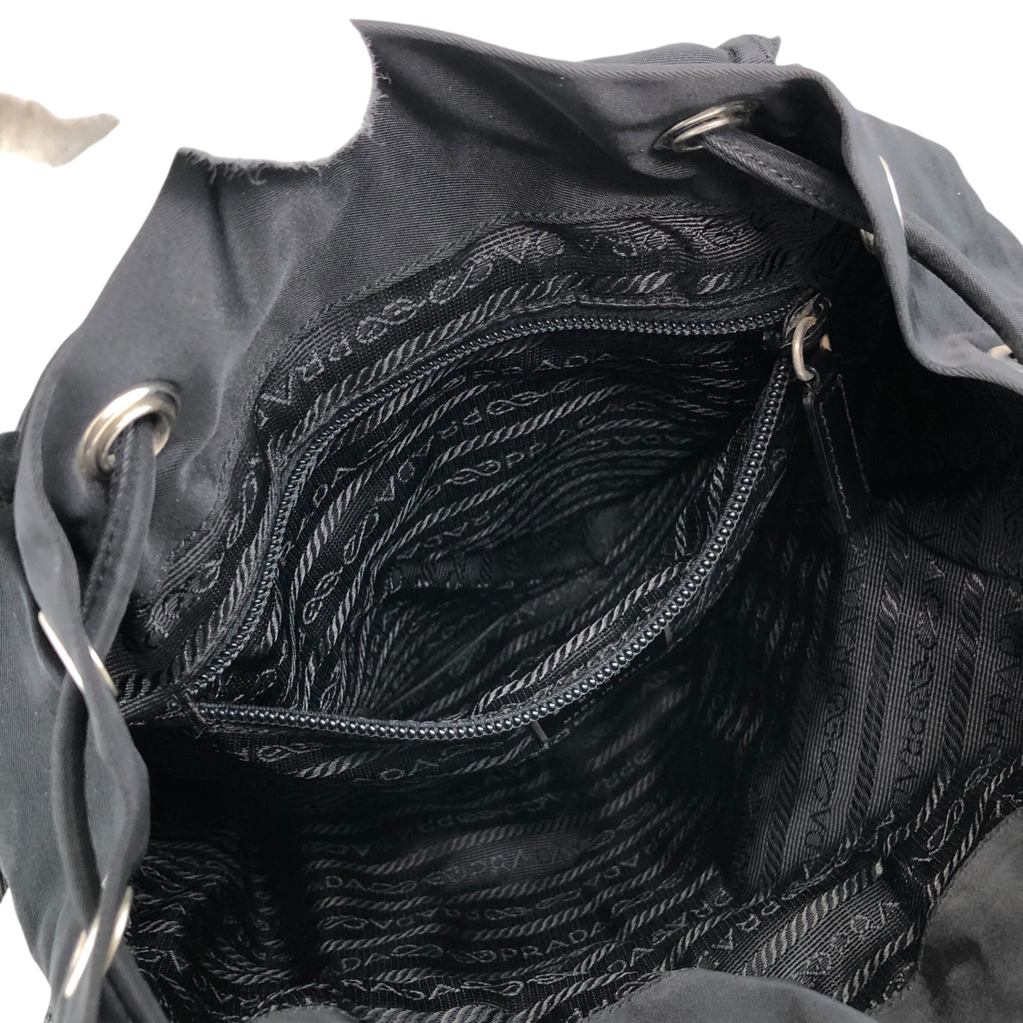 PRADA 三角形標誌雙口袋背包黑色復古 482mjk