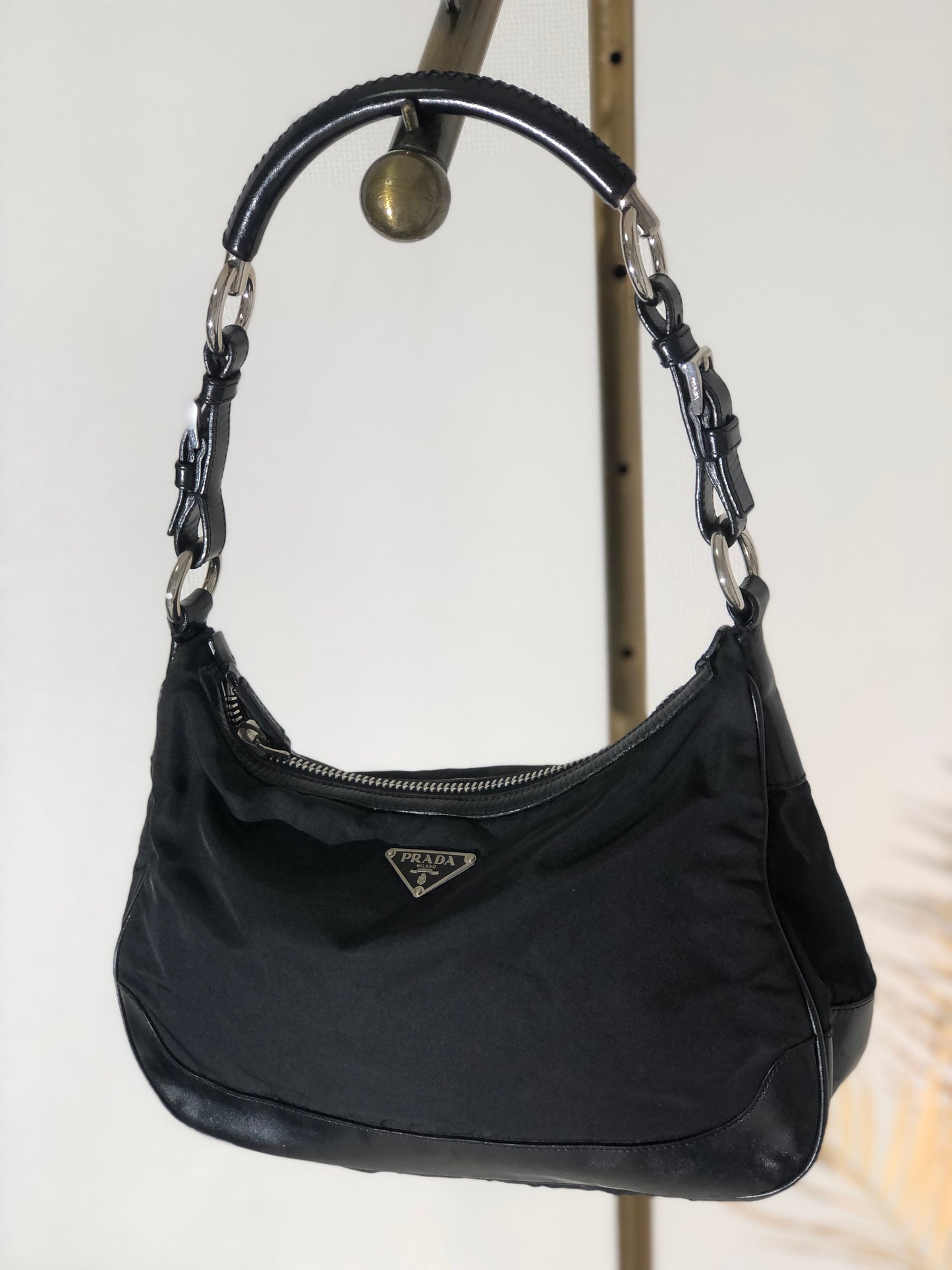 PRADA Triangle Logo Nylon Leather Shoulder bag Hobobag Black Vintage ba8fpy