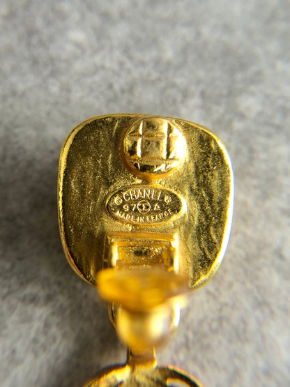 CHANEL Coco Mark Earrings Gold Vintage fhdf5m