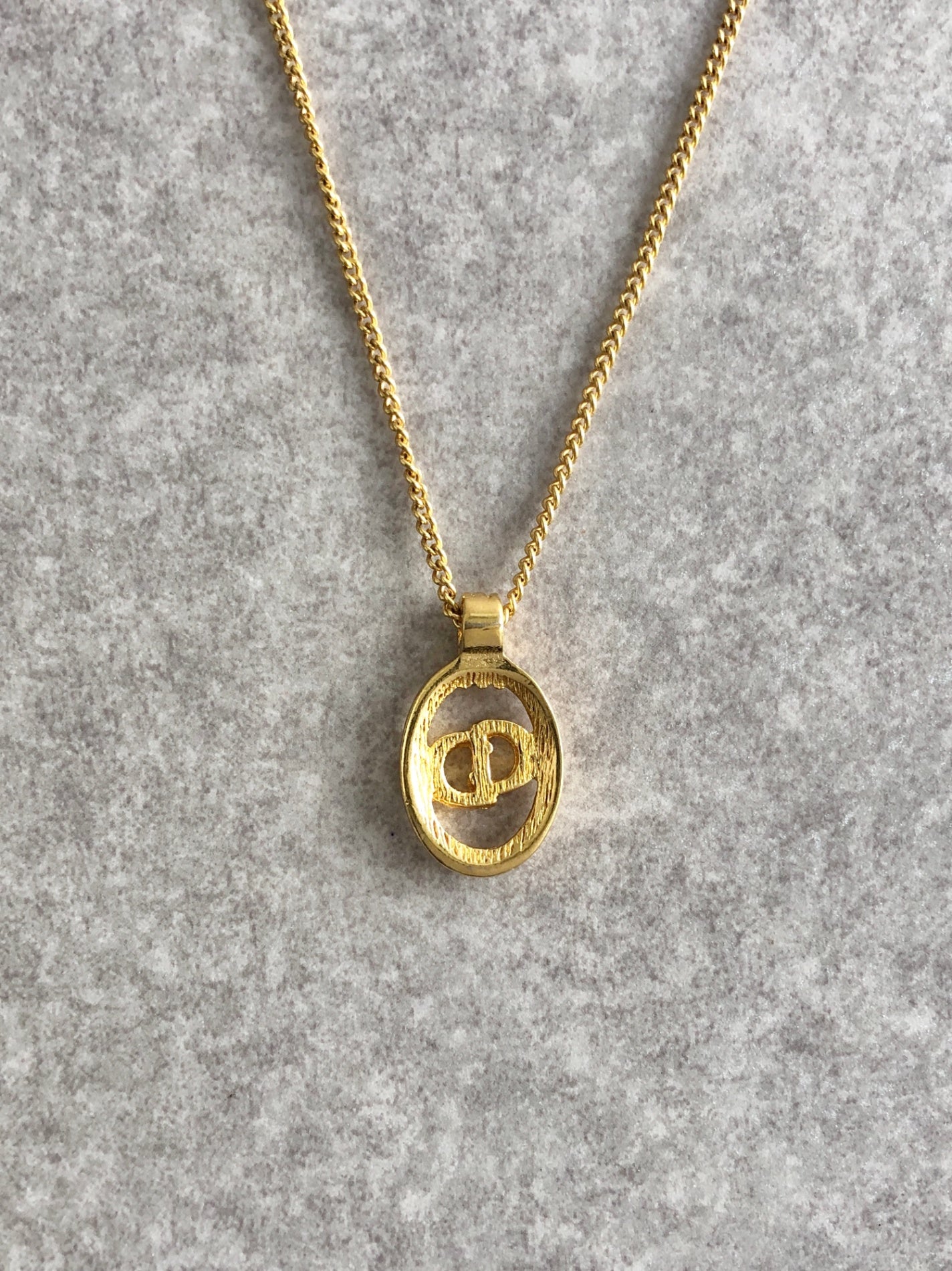 Christian Dior CD Logo Necklace Gold Vintage hvgxsk