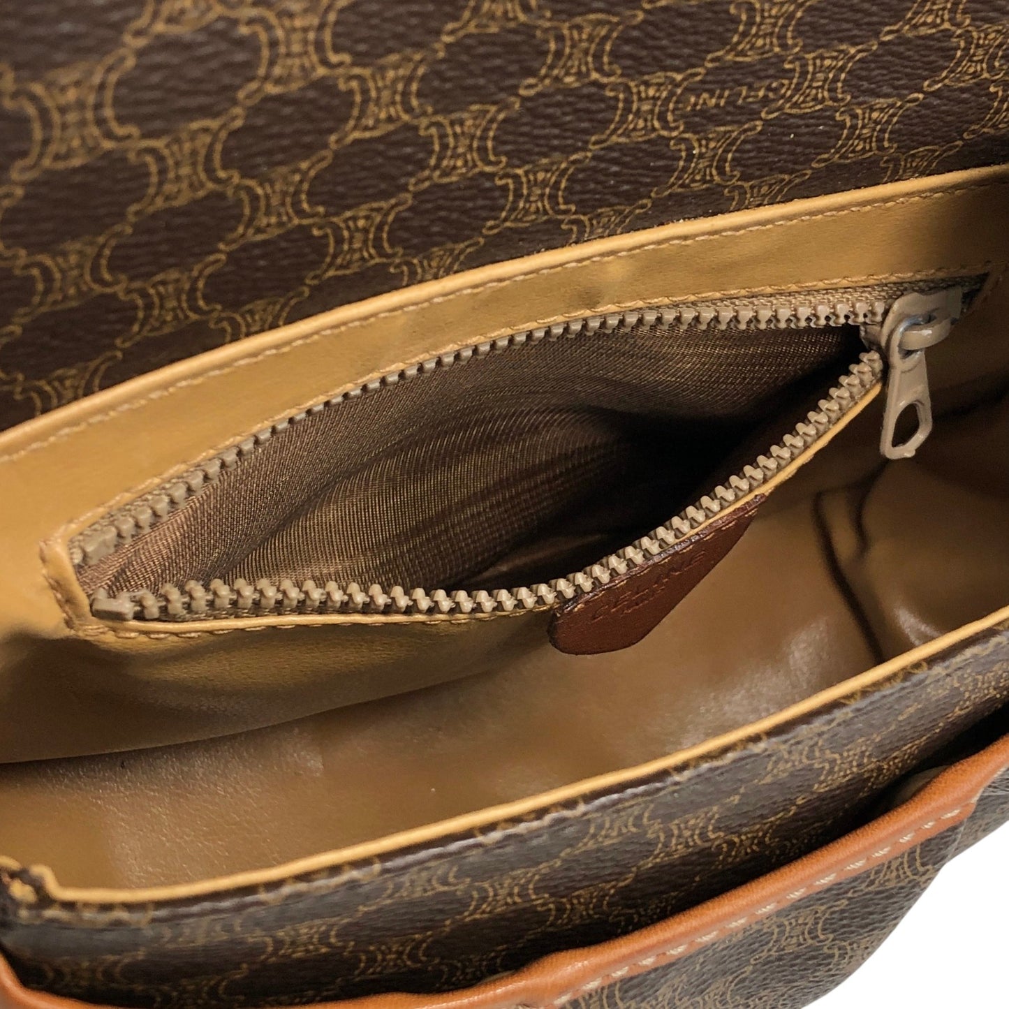 CELINE Macadam Blason Shoulder bag Brown Vintage 4bfs88