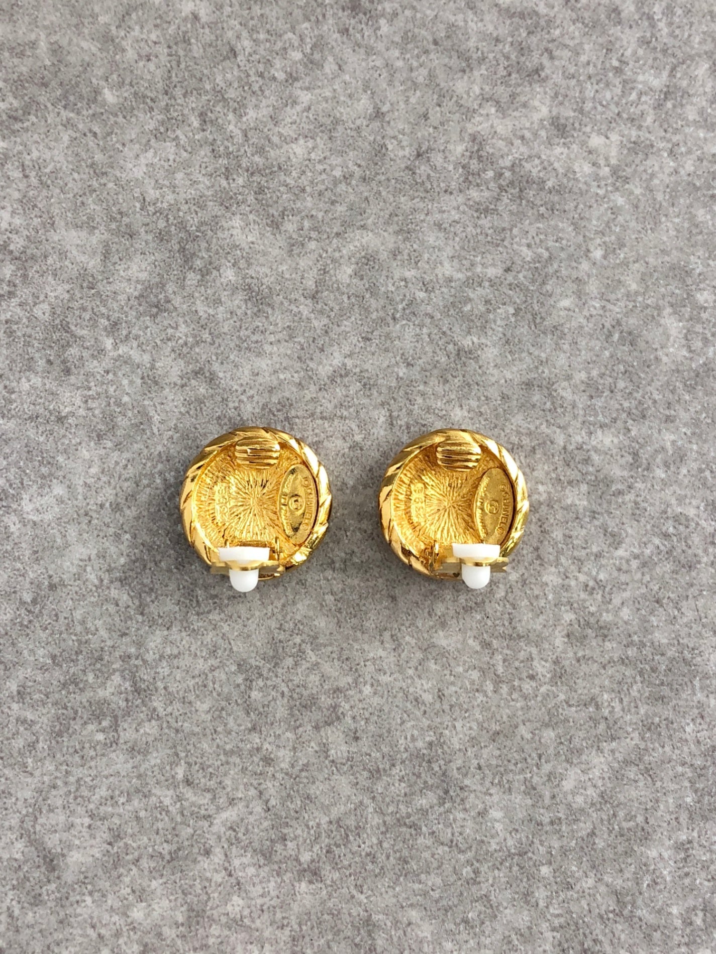 CHANEL Coco Mark Earrings Gold Vintage h3r7bg