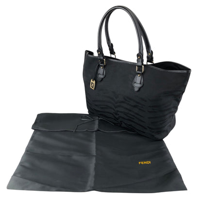 FENDI Logo Charm Handbag Totebag Black Vintage sgtpj5