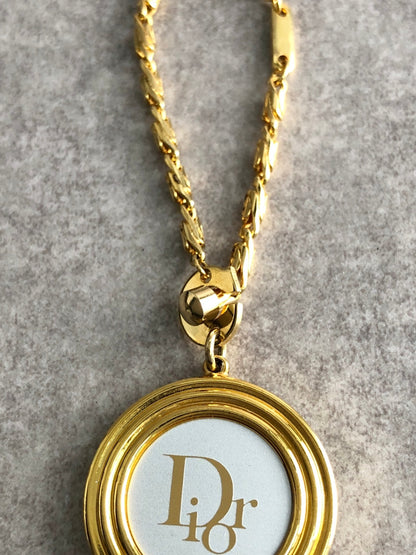 Christian Dior Logo Charm Gold Vintage tgmp3e