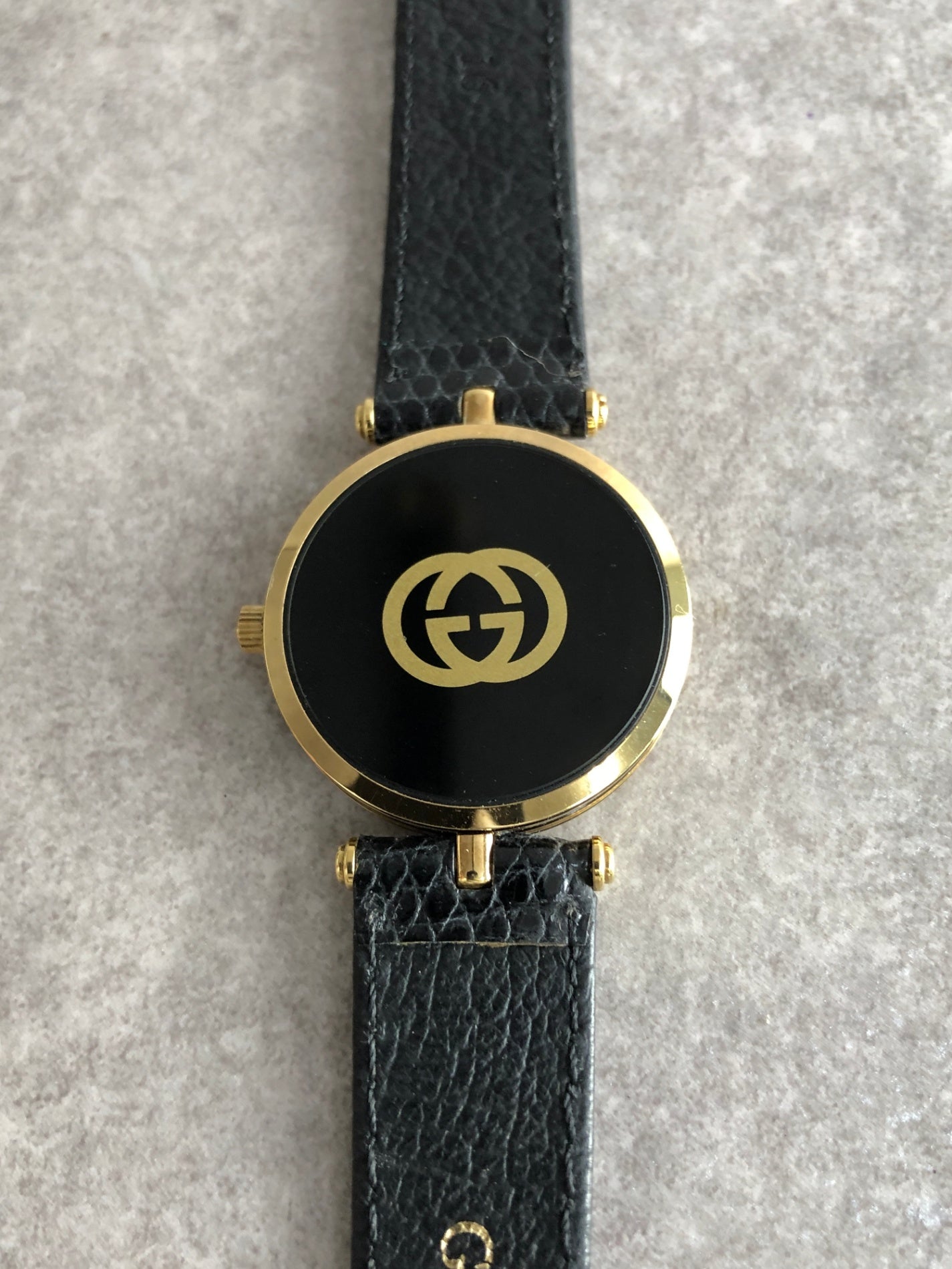GUCCI Logo Watch Gold×Black Vintage 5nk33w