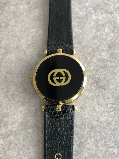 GUCCI Logo Watch Gold×Black Vintage 5nk33w