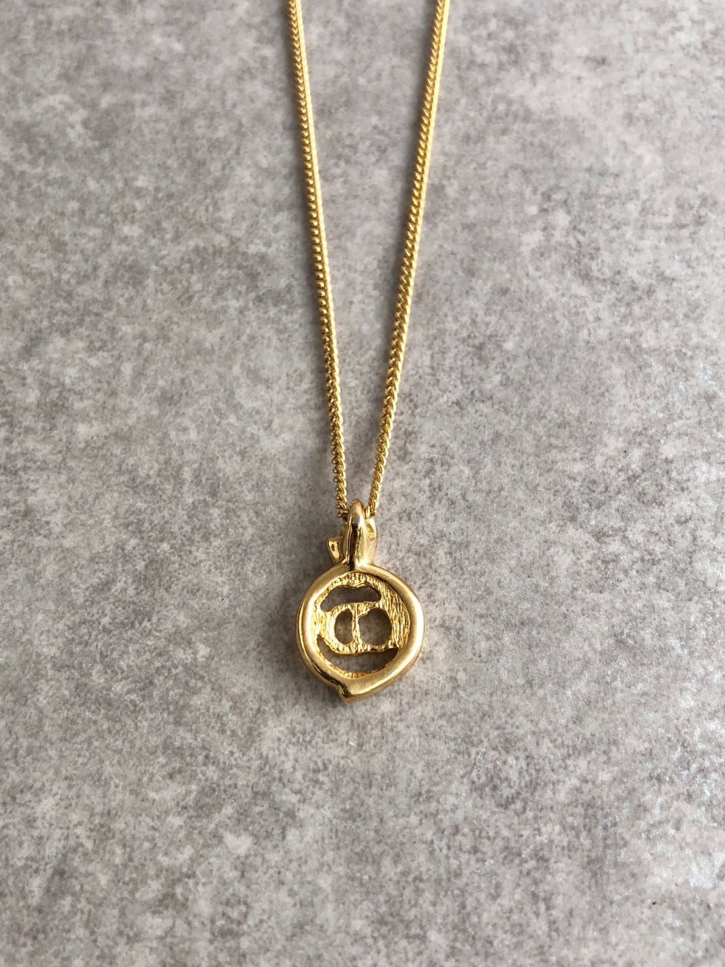 Christian Dior CD Logo Necklace Gold Vintage m7fwud